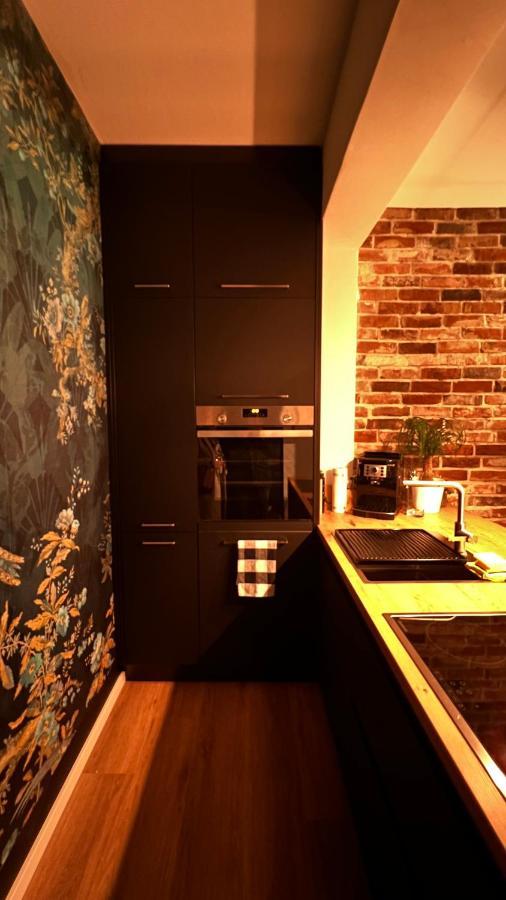 Designwohnung Schaufenster Sehr Zentral Gelegen Хановер Екстериор снимка